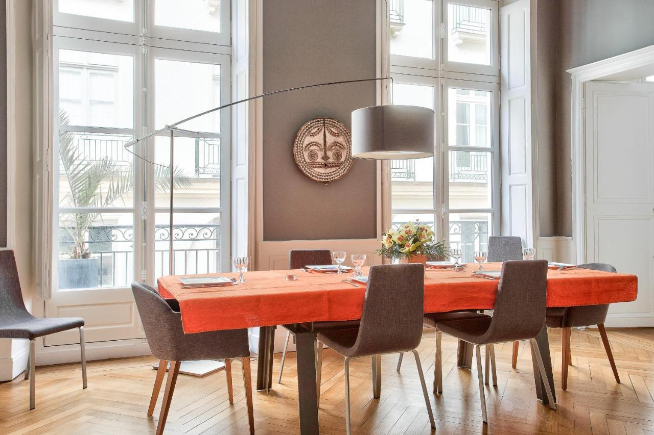 En Plein Centre Ville Appartement D'Exception Nantes Bagian luar foto