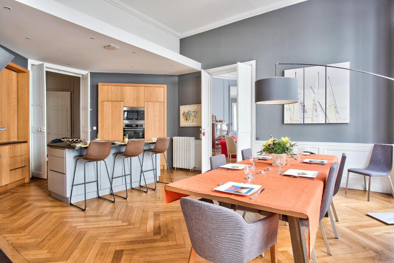En Plein Centre Ville Appartement D'Exception Nantes Bagian luar foto